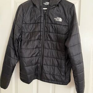 The North Face Black Quilted Jacket✨